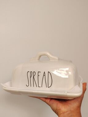 SPREAD White Ceramic Butter Dish - Classic Home Dining